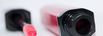 Блеск для губ Guerlain Gloss D’Enfer Maxi Shine Intense Colour & Shine Bare Lip Sensation 468 Candy Strip