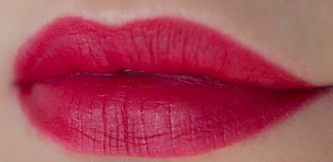 Стойкая матовая губная помада Oriflame The One Colour Unlimited True Matte Red Passion