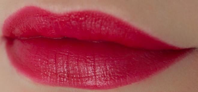 Стойкая матовая губная помада Oriflame The One Colour Unlimited True Matte Red Passion