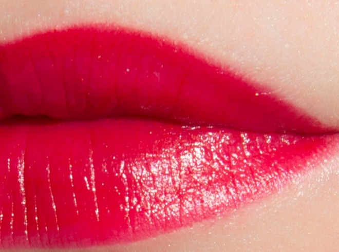 Стойкая матовая губная помада Oriflame The One Colour Unlimited True Matte Red Passion