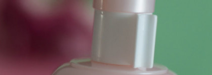 Очищающий мусс для умывания Biore с увлажняющим эффектом