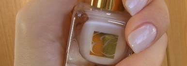 Estee Lauder Pure Color - Лак для ногтей (тон «Porcelain» C2) - безупречная элегантность