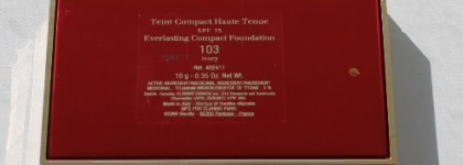 Clarins Teint Compact Haute Tenue SPF 15 Everlasting Compact Foundation – Компактная устойчивая крем-пудра (тон 103 ivory)