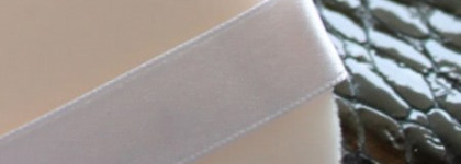 YSL Poudre Compacte Radiance Matt & Radiant Pressed Powder – Пудра для матового сияния кожи (тон 1)