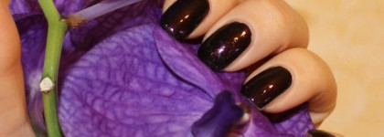 Лак для ногтей OPI , тон "Midnight in Moscow" NL R59