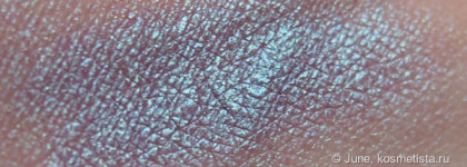 Если хочется немного посиять…Рассыпчатые тени Pupa Cosmic Beauty Iridescent Pigment, Loose Powder Eyeshadow, оттенок 001 Iridescent Silver