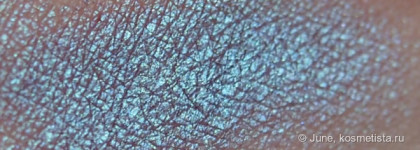 Если хочется немного посиять…Рассыпчатые тени Pupa Cosmic Beauty Iridescent Pigment, Loose Powder Eyeshadow, оттенок 001 Iridescent Silver