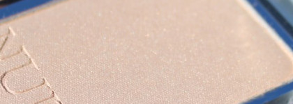 Этого красавчика здесь еще не было! Сливочный блик с новым шиммером из осени 2012 - Dior Diorskin Nude Shimmer 001