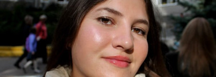 Этого красавчика здесь еще не было! Сливочный блик с новым шиммером из осени 2012 - Dior Diorskin Nude Shimmer 001