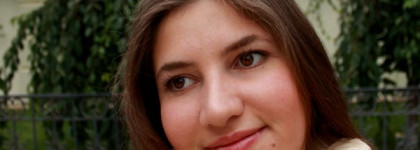 Этого красавчика здесь еще не было! Сливочный блик с новым шиммером из осени 2012 - Dior Diorskin Nude Shimmer 001