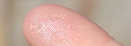 Этого красавчика здесь еще не было! Сливочный блик с новым шиммером из осени 2012 - Dior Diorskin Nude Shimmer 001