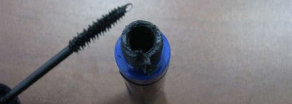 Тушь для ресниц Yves Rocher Couleurs Nature Extra Volume Mascara Noir ( "Экстра-Объем" )