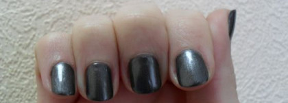 Лаки для ногтей  Avon