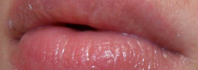 Бальзамы для губ: Yves Rocher, Caramel, Daniel Jouvance, Eva