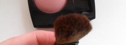 Румяна из осенней коллекции Chanel: Joues Contraste  Rose Écrin № 68