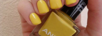 Anny # 375 Sunday in park