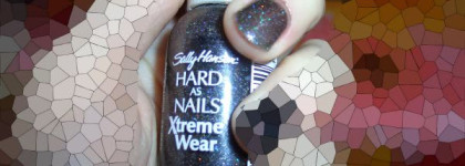 Темная сторона. Лаки для ногтей ORLY №40637 Goth и Sally Hansen №25 Night lights