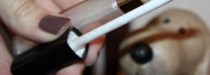 Cнежный блеск из весенней коллекции Chanel 2011. Levres Scintillantes Glossimer 151 Aragonite