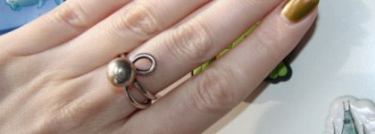 Привет от зелёных человечков. Лак Alessandro #12 в объёме 5ml