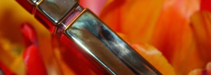 Дважды в одну воронку. Блеск для губ Kisskiss Essence De Gloss #461 Baie Rose от Guerlain