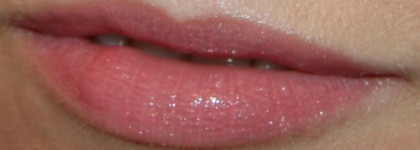 Друг мой - враг мой? Shiseido Luminizing Lip Gloss Brilliant Levres Pur Eclat #303