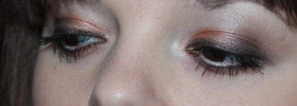 "Огонь" для тёмных глаз. Тени для век  Shiseido Luminizing Satin Eye Color Trio OR302 Fire