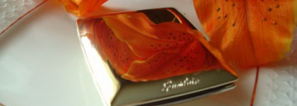 Пудра Parure Dore Sensuel # 22 от Guerlain