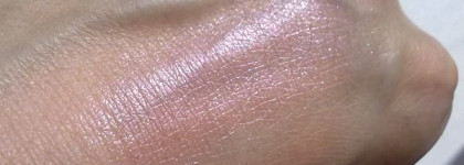 Shiseido Shimmering Eye Color PK 214 Pale Shell - это Нежность по-японски