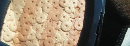 Осень с Chanel. Часть вторая: Chanel Lumiere D'artifices Beiges Illuminating Powder With Shimmer