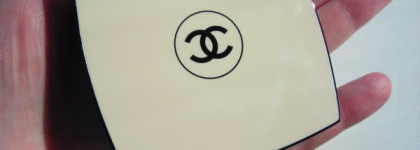 Chanel Les Beiges Healthy Glow Sheer Powder SPF 15/PA++ №10