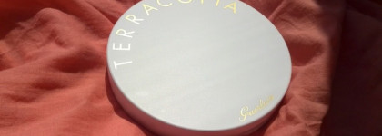 Солнечный привет с Guerlain Terracotta Terre D'Ete Poudre Bronzante Sublimatrice Visage Et Decollete