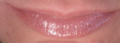 Сияние при свете фонаря (Crystal Lights Lip Gloss блеск для губ от Ja-de оттенок 1009)
