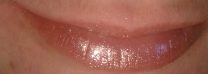 Сияние при свете фонаря (Crystal Lights Lip Gloss блеск для губ от Ja-de оттенок 1009)