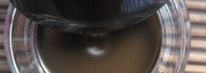 Wonder drawing gel eyeliner Holika Holika 02