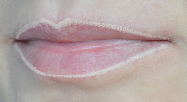 El Corazon Lipliner № 264 Beige classic