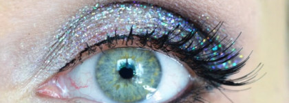 Новогодний макияж с глиттером №2