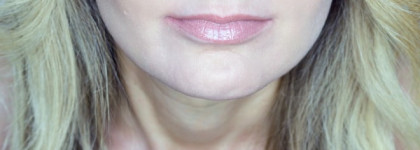 Как изменить форму губ с помощью помады