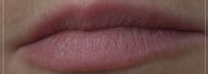 Сравнение блесков для губ Clinique и Clarins