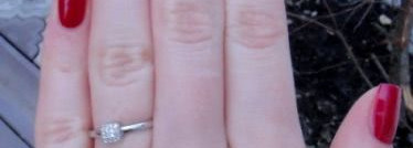 Вишневые ноготочки с China Glaze Bing Cherry