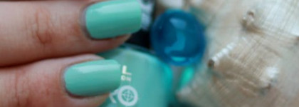 От нежной мяты до сочной зелени, лаки Rimmel Lycra Pro, Rimmel 60 seconds, Artdeco Ceramic Nail Lacquer