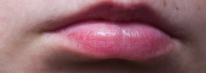 Помада Guerlain Rouge G Rose Collection 75 Rose Barbare