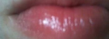 YSL Gloss Volupte SPF 9 - помада-блеск. Это любовь