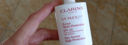 Clarins UV Plus НР Ecran Multi-Protection SPF 40 Uva-Uvb/pa+++ - Дневной крем, защищающий от вредных воздействий окружающей среды SPF 40
