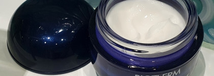 Biotherm Blue Therapy Night Cream - водоросли, масла и экстракты для восстановления моей кожи