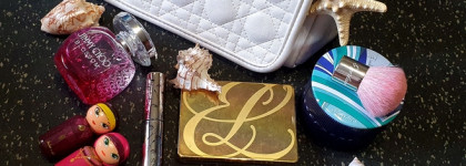 Моя скромная декоративно-парфюмерная косметичка для отдыха в Крыму