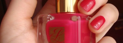 Estee Lauder Pure Color #17 Fuchsia Flame и OPI Miami Beet Nlb78