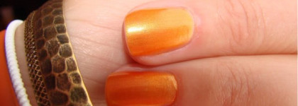 OPI Лак для ногтей Totally Tangerine Nlb41