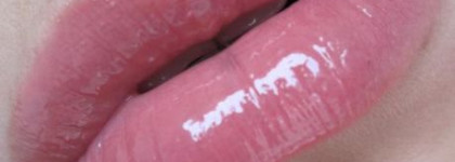 Блеск на все случаи жизни Estee Lauder Pure Color № 05