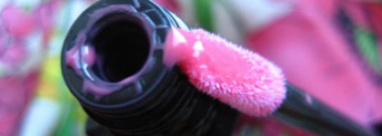 Летние бестселлеры. Часть 1. Блеск Chanel Rouge Allure Extrait De Gloss № 57 Insolence