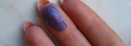 Экспресс-макияж с кремовыми тенями Shiseido Hydro-Powder Eye Shadow №H6